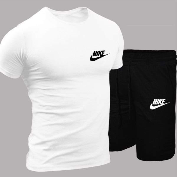 Къс екип от две части Nike 