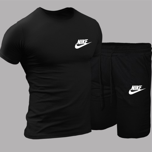 Къс екип от две части Nike 