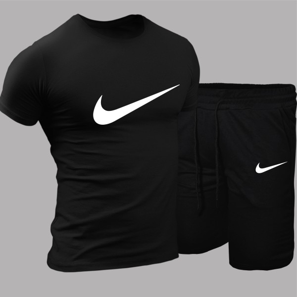 Къс екип от две части Nike 