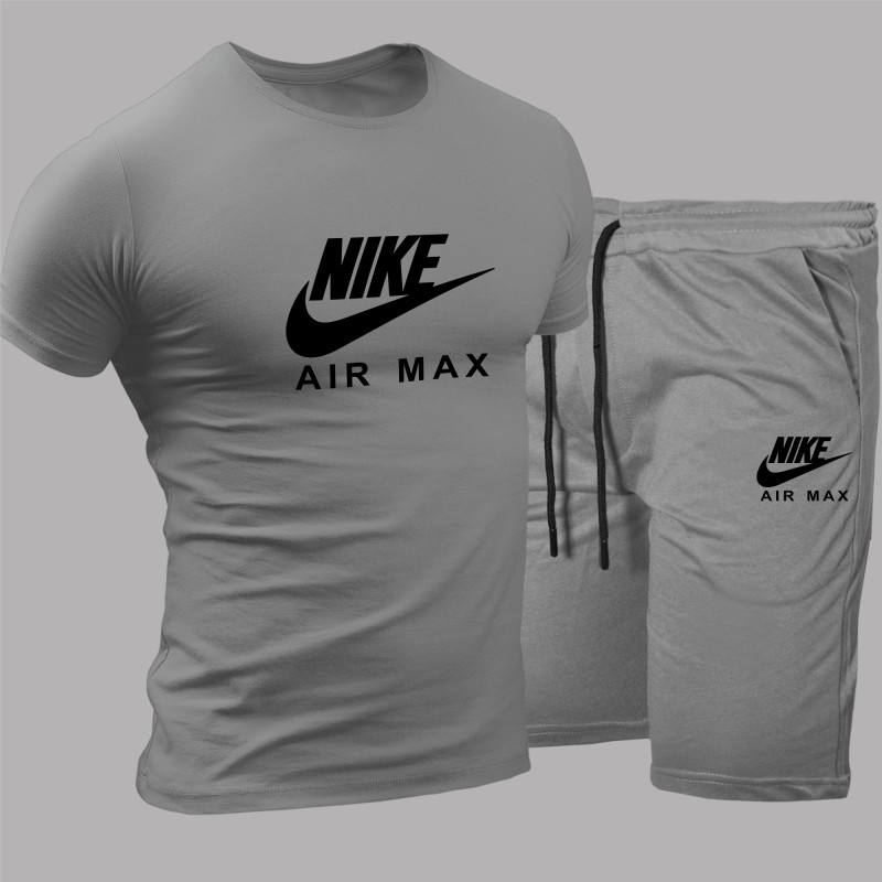 Къс екип от две части Nike 
